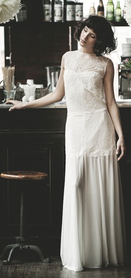 Poznaj wyjątkowe suknie ślubne z Atelier Karoliny Twardowskiej. Suknie, których siła tkwi w prostocie i detalu.